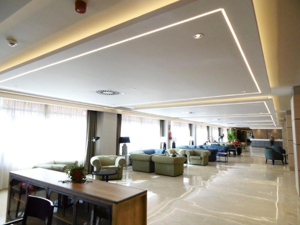 Appartement 1St Lign On The Beach Fuengirola Eksteriør bilde