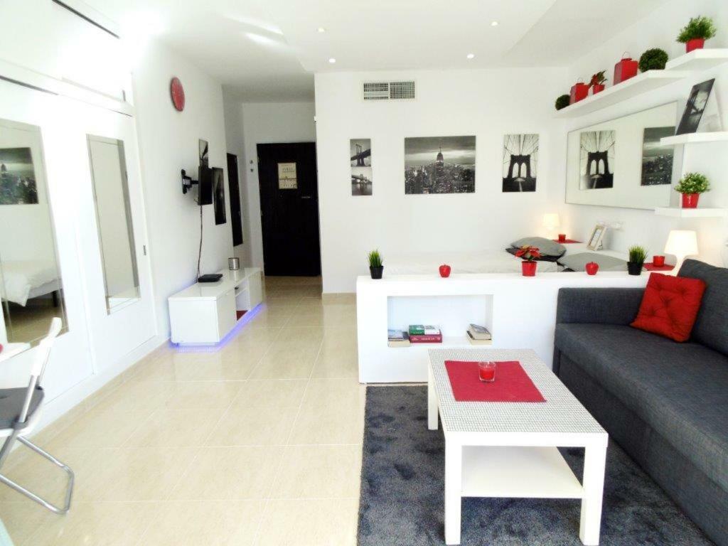 Appartement 1St Lign On The Beach Fuengirola Eksteriør bilde