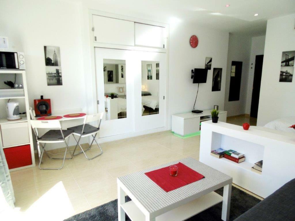 Appartement 1St Lign On The Beach Fuengirola Eksteriør bilde
