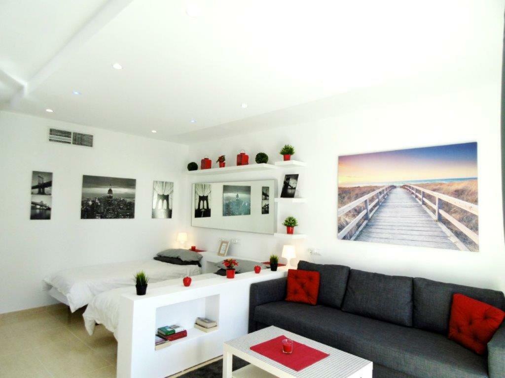 Appartement 1St Lign On The Beach Fuengirola Eksteriør bilde